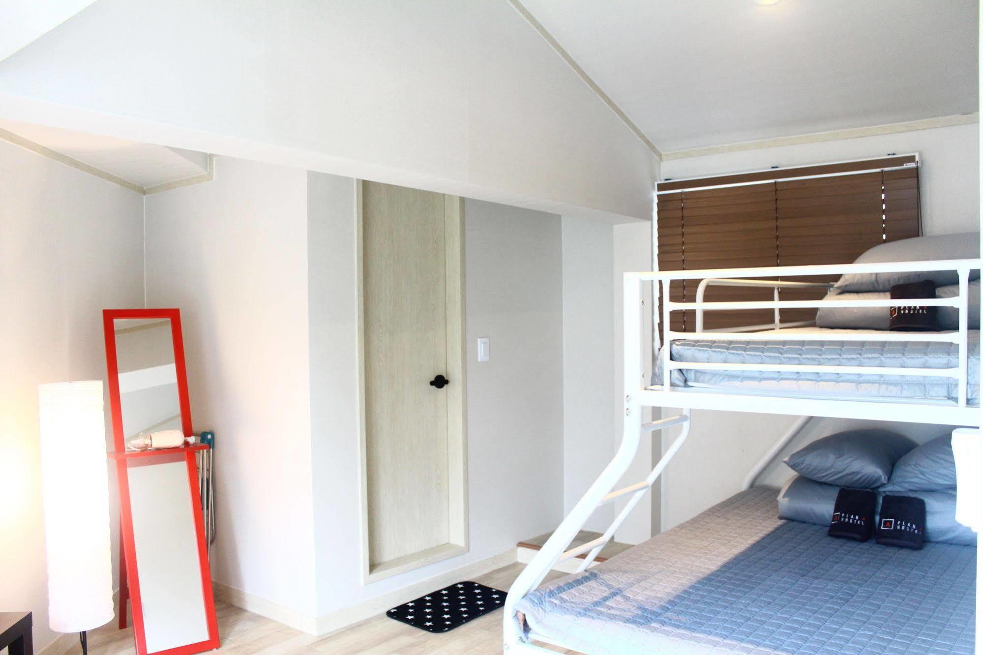 Plan A Hostel Сеул Экстерьер фото