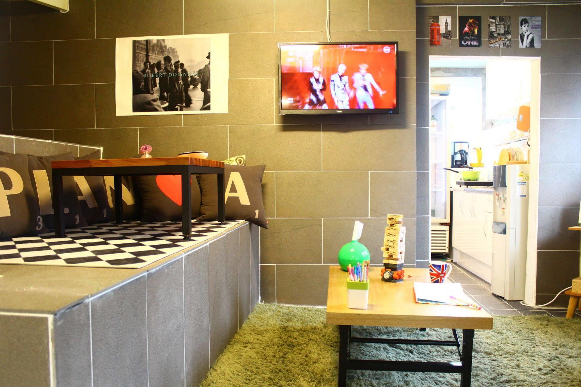 Plan A Hostel Сеул Экстерьер фото